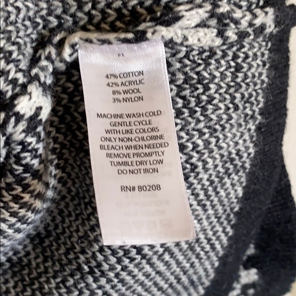 Long Sweater - Picture 5 of 5